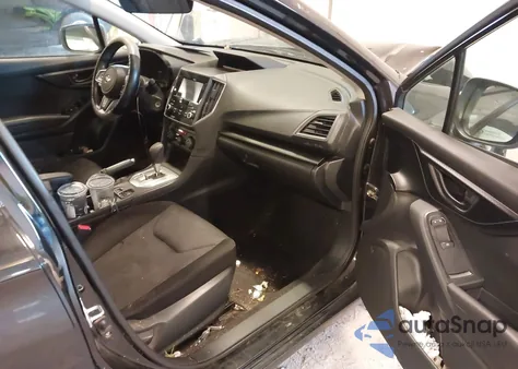 2021 Subaru Impreza Premium 5-Door z USA, uszkodzony, nr VIN 4S3GTAV67M3713023